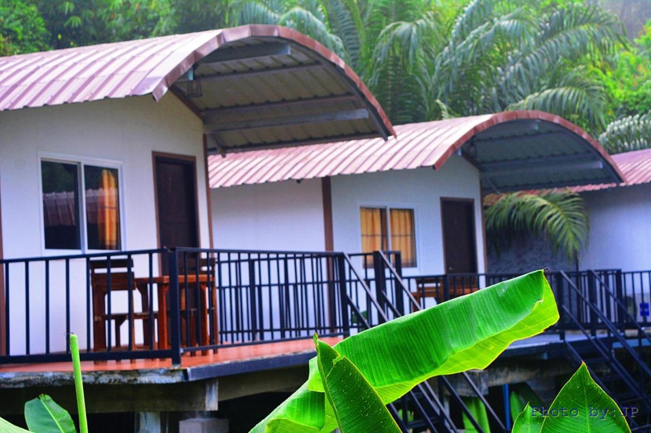 Khaosok River Camp Khao Sok National Park Esterno foto